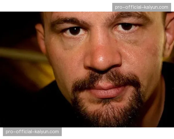 特写：教练组的关键抉择——回顾UFC 299冠军战中那一次决定性的“放手一搏”